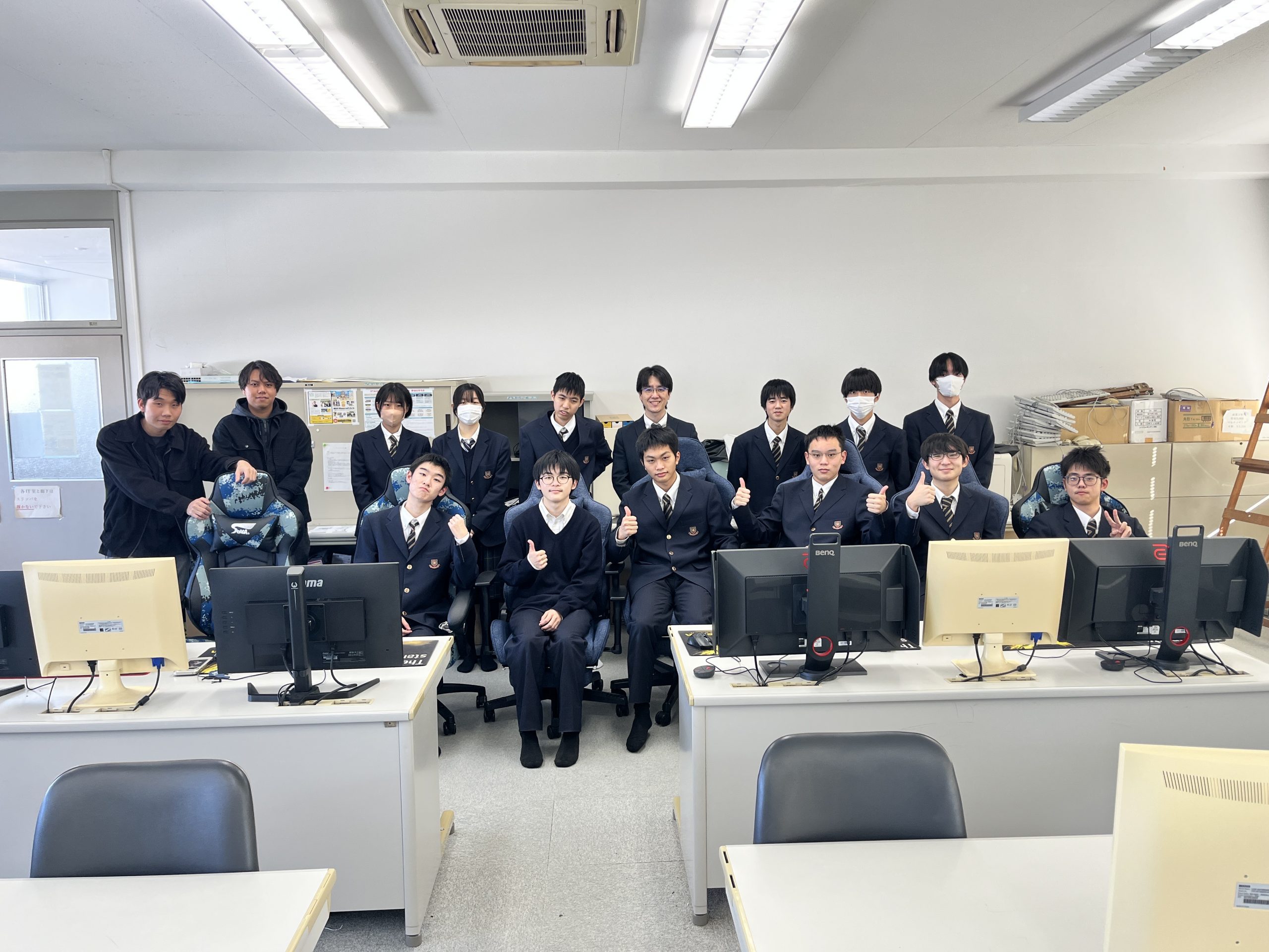 【寄贈】佐賀学園高等学校 ゲームクリエイター部 へゲーミングチェアを寄贈しました！